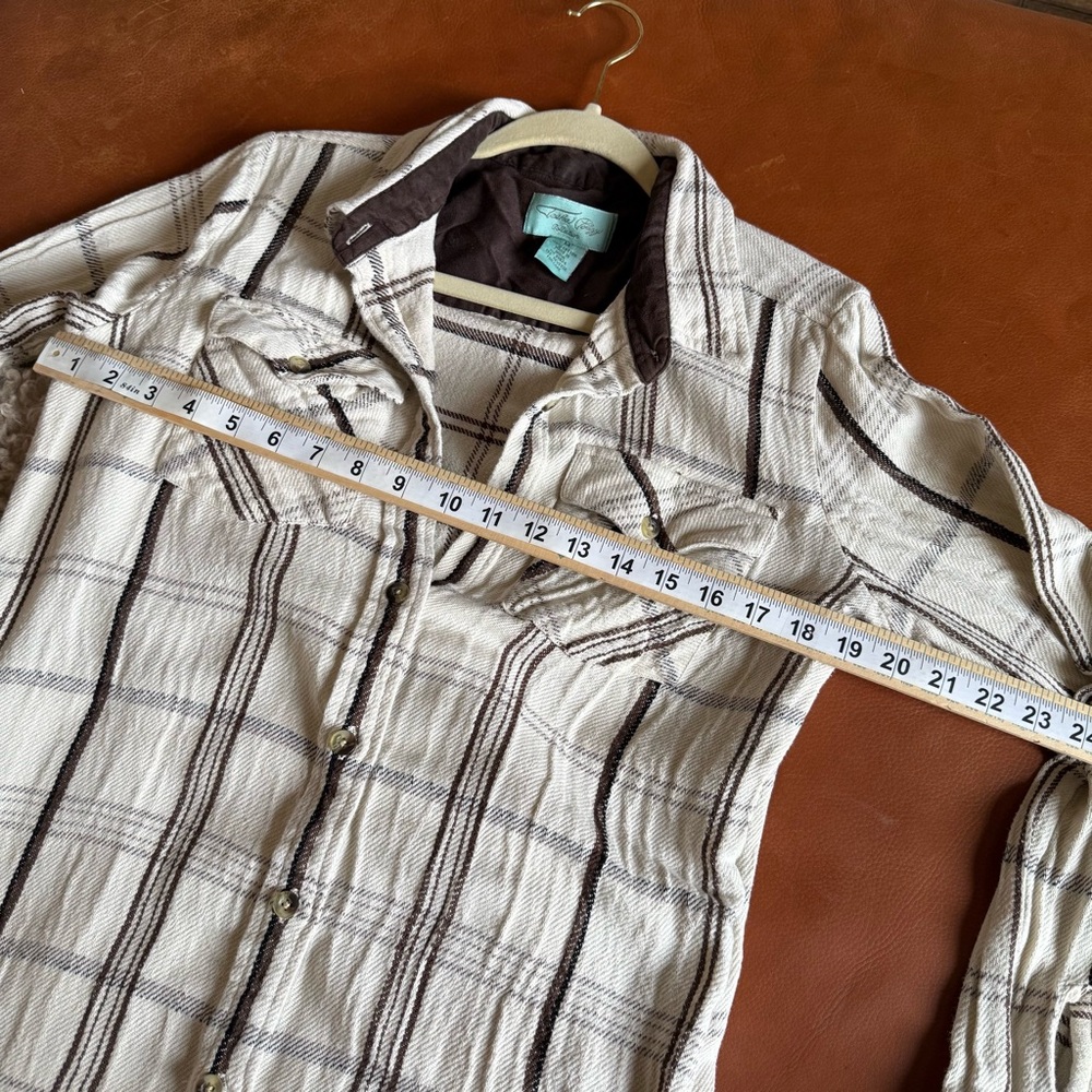 Plaid Button-Up tunic - Picture 3 of 9
